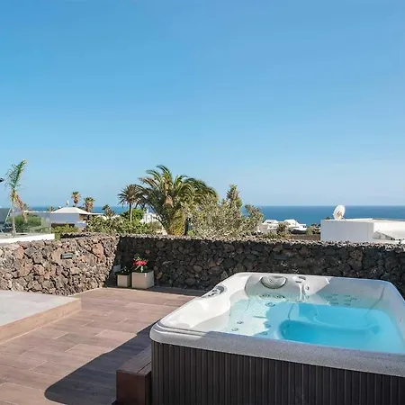 Causel Puerto del Carmen (Lanzarote)